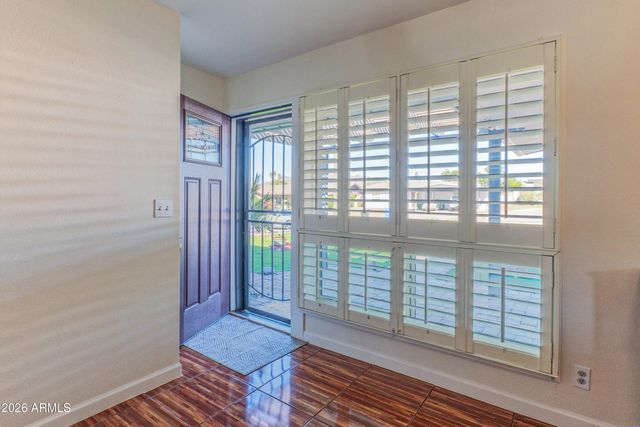 1317 E LAWRENCE Lane, Phoenix, AZ 85020