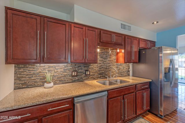 1317 E LAWRENCE Lane, Phoenix, AZ 85020