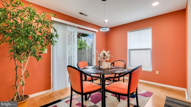 1811 N FRANKLIN ST, Philadelphia, PA 19122
