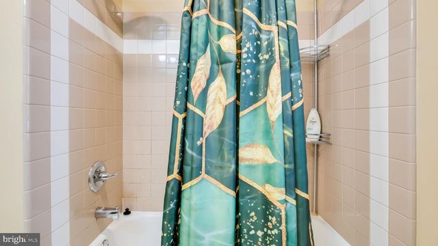 1811 N FRANKLIN ST, Philadelphia, PA 19122