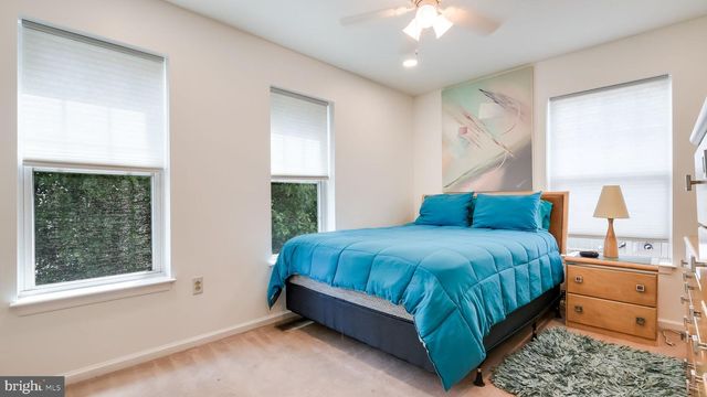 1811 N FRANKLIN ST, Philadelphia, PA 19122