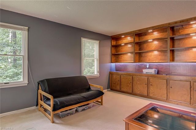 2305 Teapot Court, Winston-salem, NC 27106