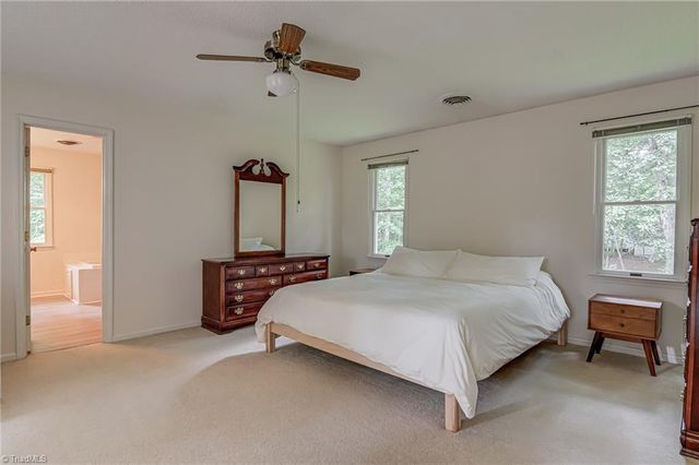 2305 Teapot Court, Winston-salem, NC 27106