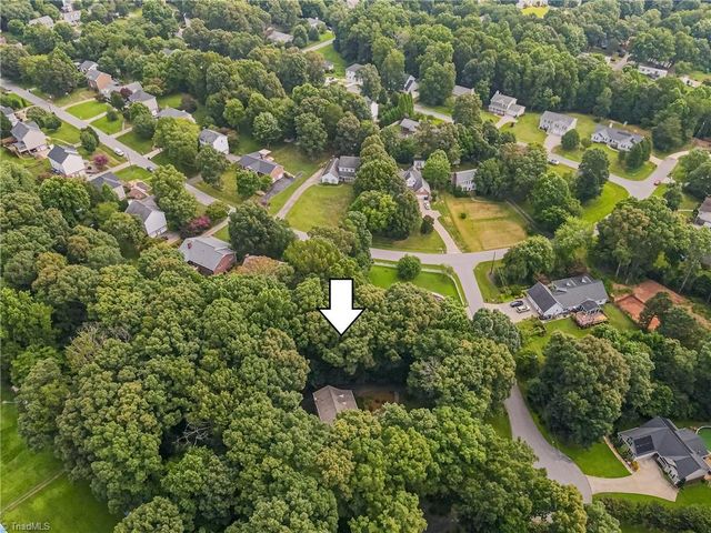2305 Teapot Court, Winston-salem, NC 27106