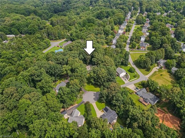 2305 Teapot Court, Winston-salem, NC 27106