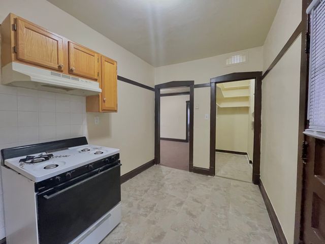 7800 S Throop Street 1, Chicago, IL 60620