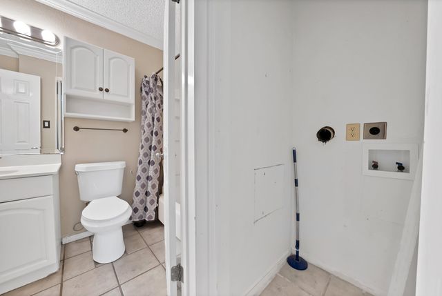 2428 Forest Brook Lane 1211, Arlington, TX 76006