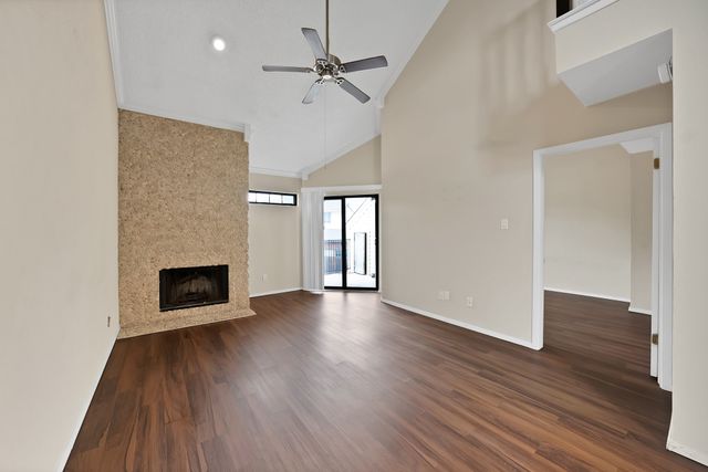 2428 Forest Brook Lane 1211, Arlington, TX 76006