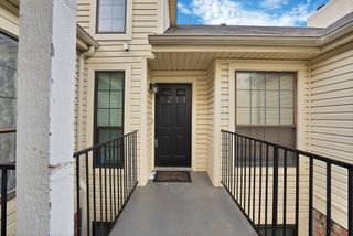 2428 Forest Brook Lane 1211, Arlington, TX 76006
