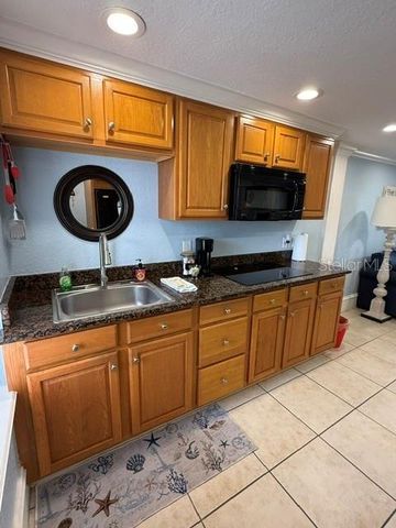 301 CENTRAL AVENUE S Unit 11, Flagler Beach, FL 32136