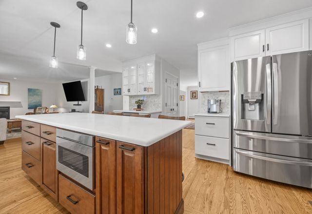 101 Diniz Drive, Raynham, MA 02767