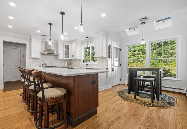 101 Diniz Drive, Raynham, MA 02767