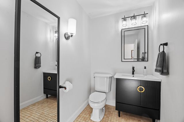 101 Diniz Drive, Raynham, MA 02767