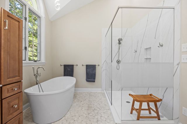 101 Diniz Drive, Raynham, MA 02767
