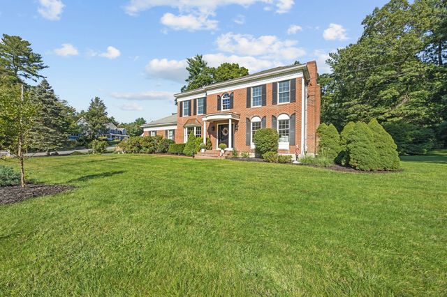 101 Diniz Drive, Raynham, MA 02767