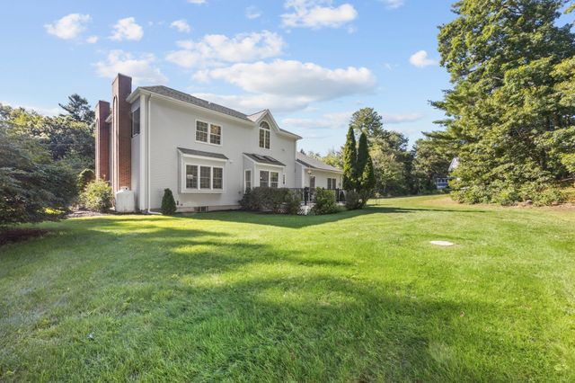 101 Diniz Drive, Raynham, MA 02767