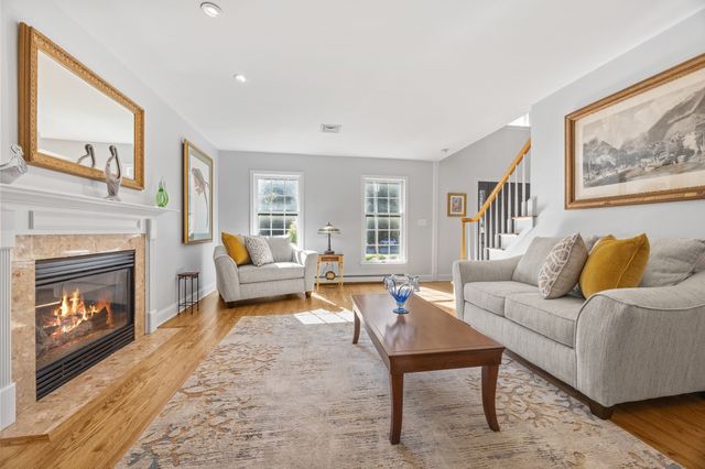 101 Diniz Drive, Raynham, MA 02767