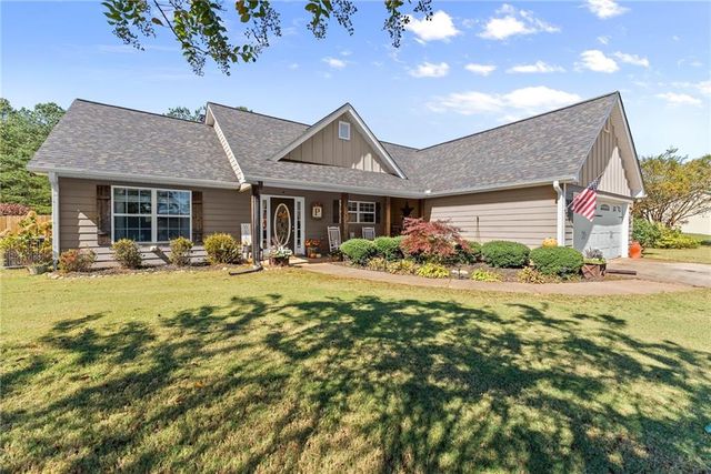 322 Miller Drive, Dawsonville, GA 30534