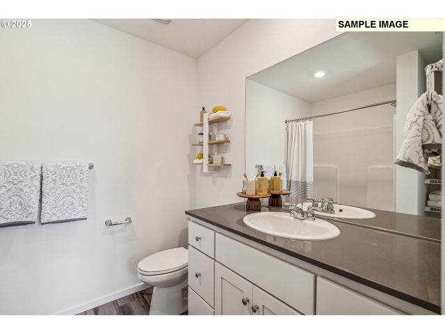 5791 Durst St, Eugene, OR 97402