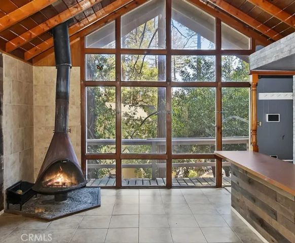23716 Shady, Crestline, CA 92325
