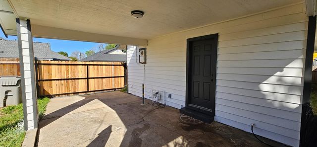 2616 Selma, Sacramento, CA 95815