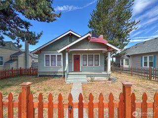 117 W 10th Street, Port Angeles, WA 98362