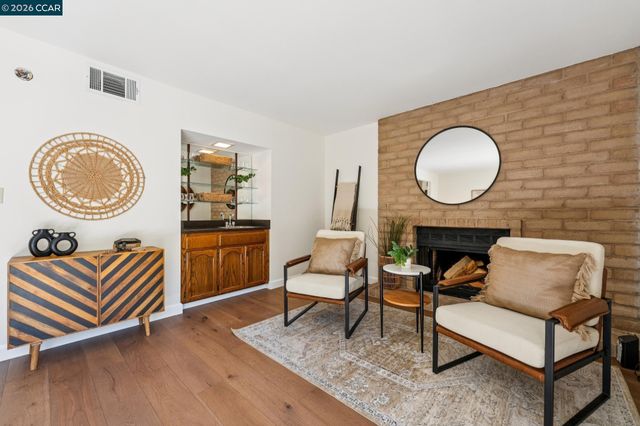 41 Burnham Ct, Pleasant Hill, CA 94523