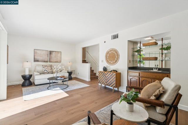 41 Burnham Ct, Pleasant Hill, CA 94523