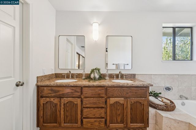 41 Burnham Ct, Pleasant Hill, CA 94523