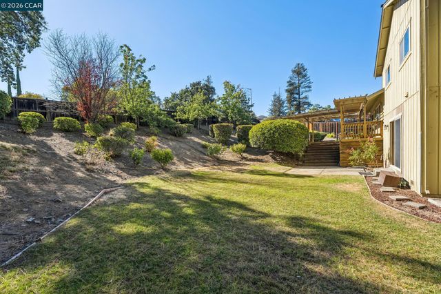41 Burnham Ct, Pleasant Hill, CA 94523