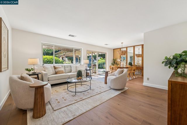 41 Burnham Ct, Pleasant Hill, CA 94523