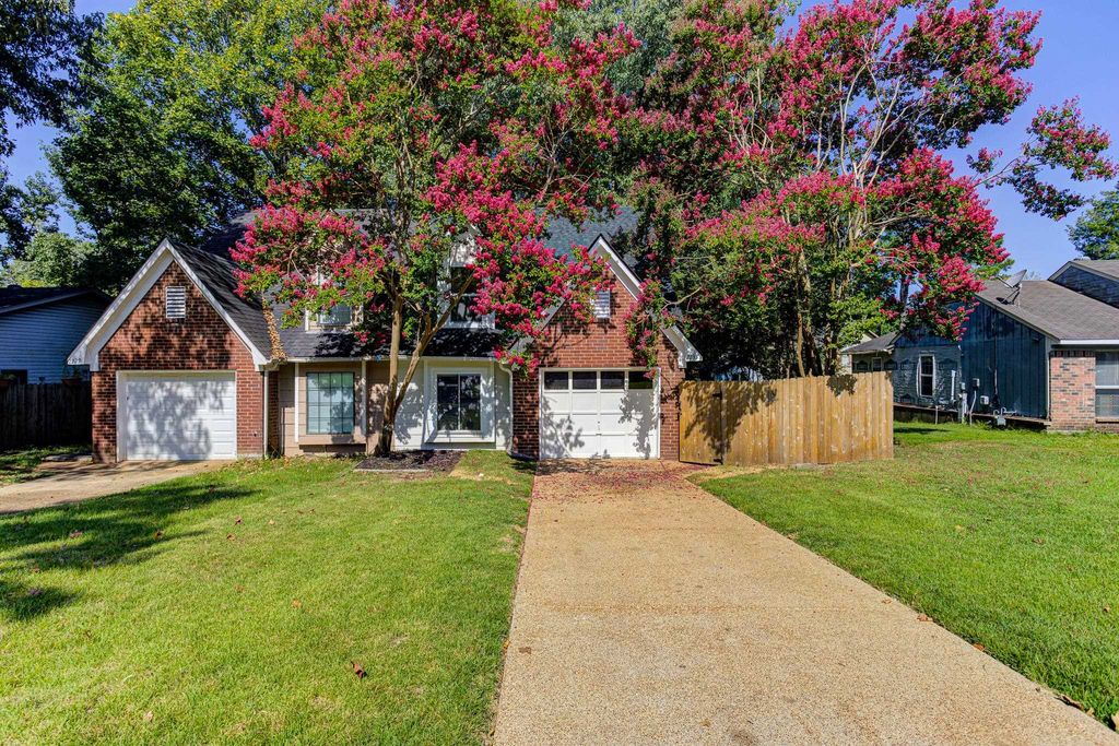 2233 WOODFIELD PARK RD, Memphis, TN 38134