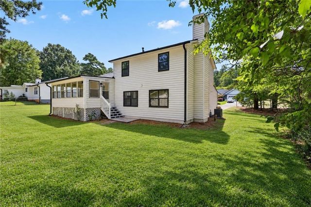 1307 Heritage Court, Hampton, GA 30228