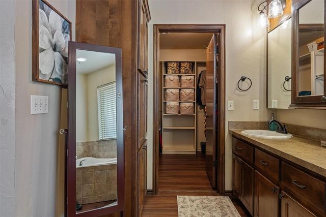 1905 NE 31st Street, Moore, OK 73160