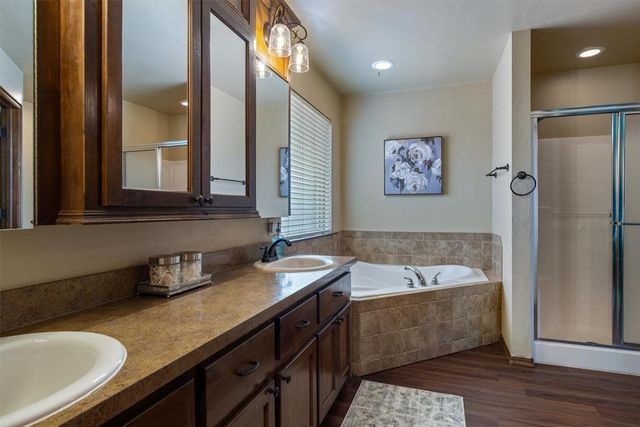 1905 NE 31st Street, Moore, OK 73160