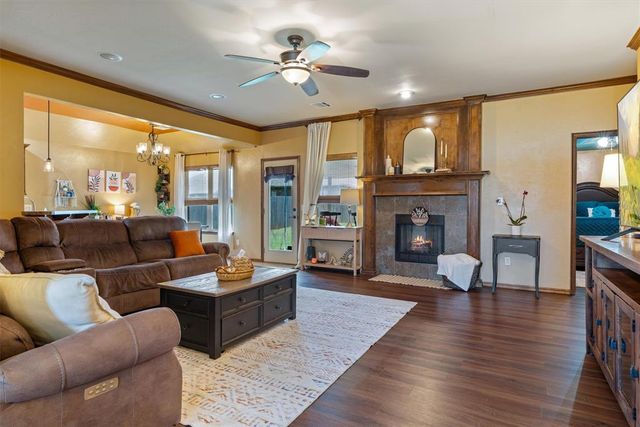 1905 NE 31st Street, Moore, OK 73160