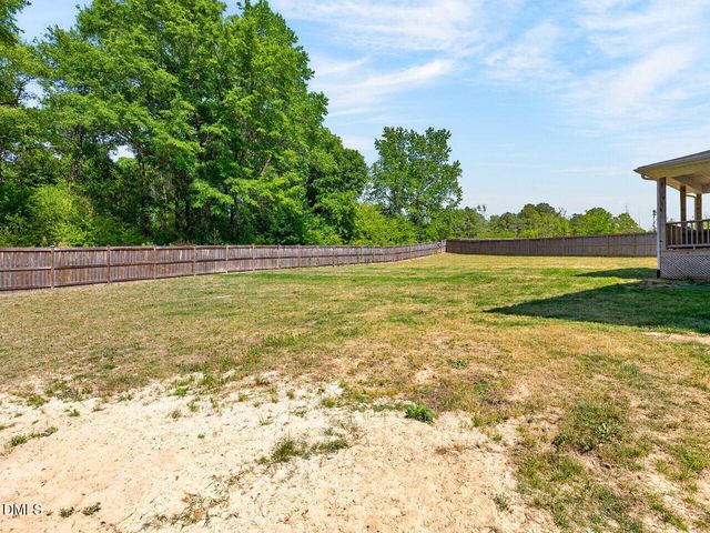 298 Hannah Yam Lane, Benson, NC 27504