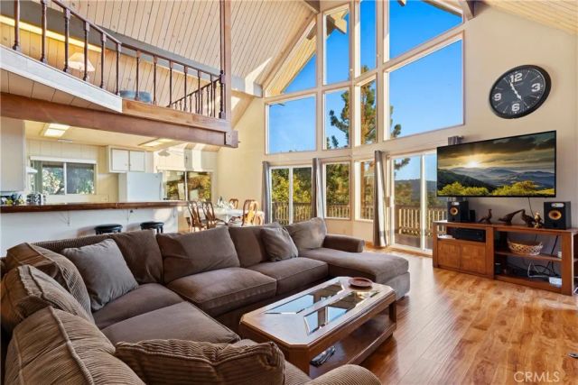 27734 Alpen, Lake Arrowhead, CA 92352