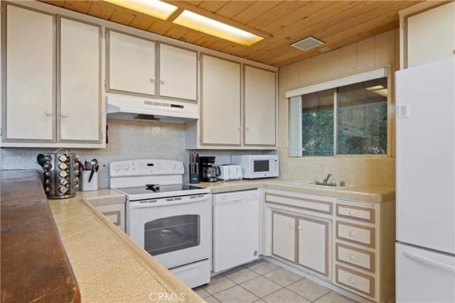 27734 Alpen, Lake Arrowhead, CA 92352