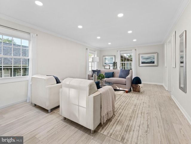 60 PINAFORE LN, Willingboro, NJ 08046
