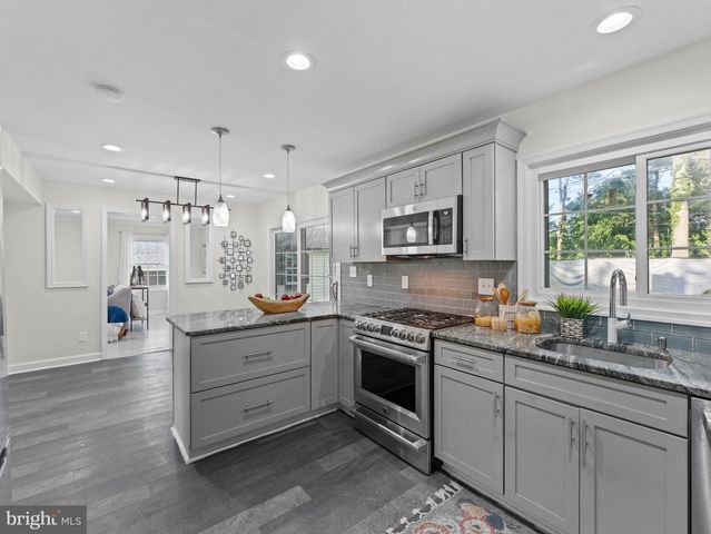 60 PINAFORE LN, Willingboro, NJ 08046