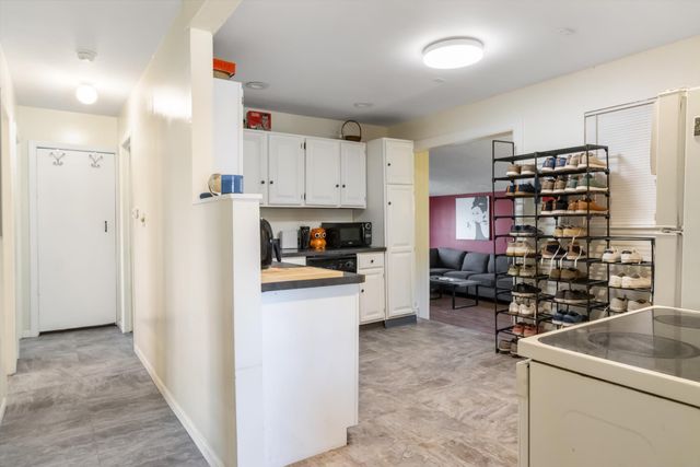 473 Darwin Street, Westland, MI 48186