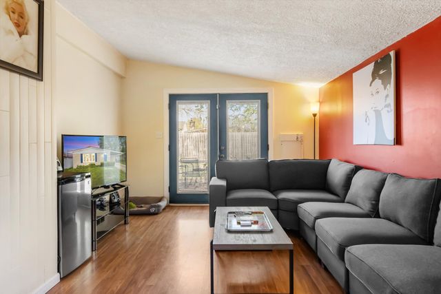 473 Darwin Street, Westland, MI 48186