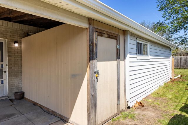 473 Darwin Street, Westland, MI 48186