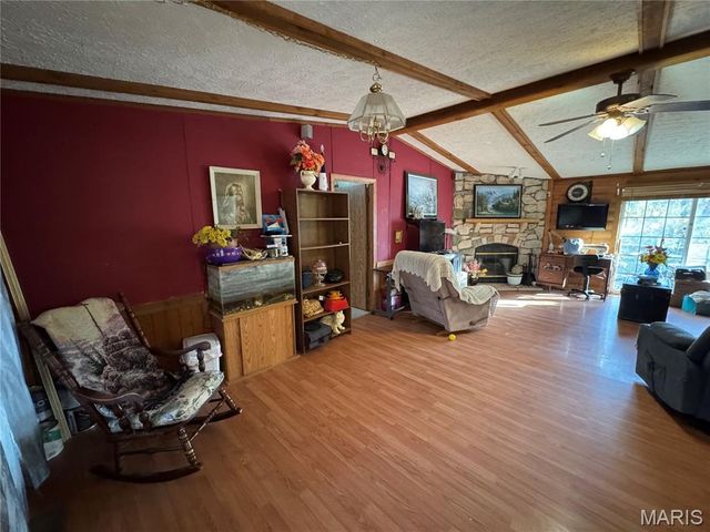 68 Eagle Ridge Lane, Winfield, MO 63389