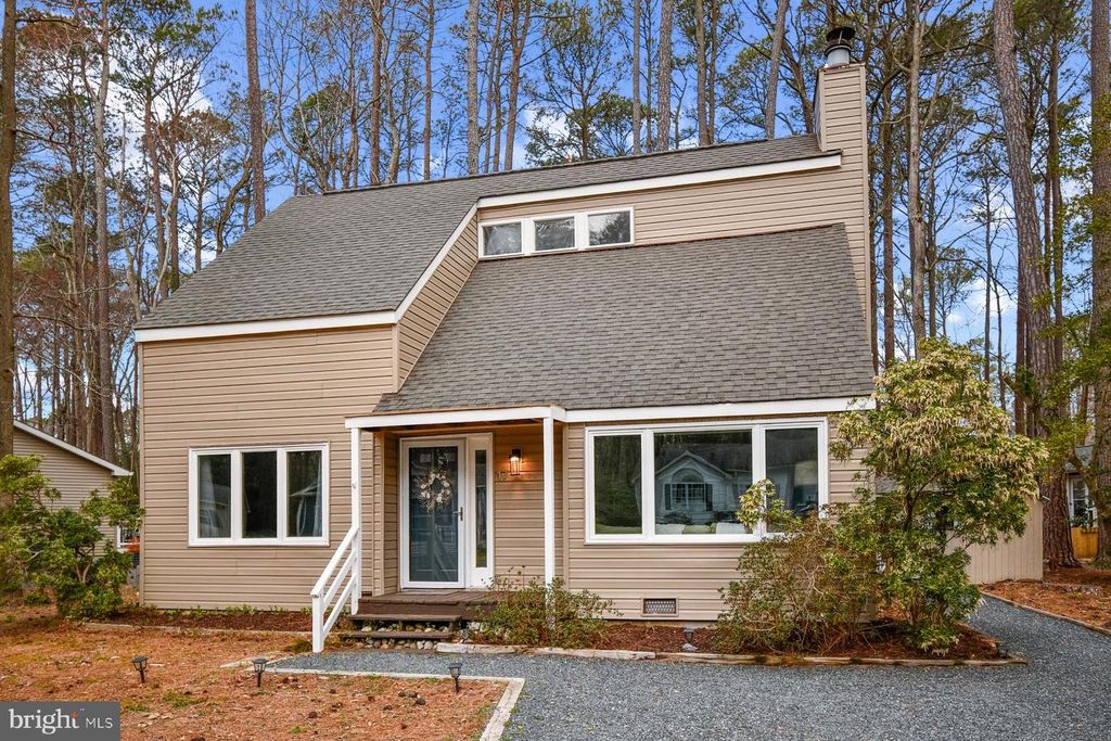 17 FALCON BRIDGE RD, Ocean Pines, MD 21811