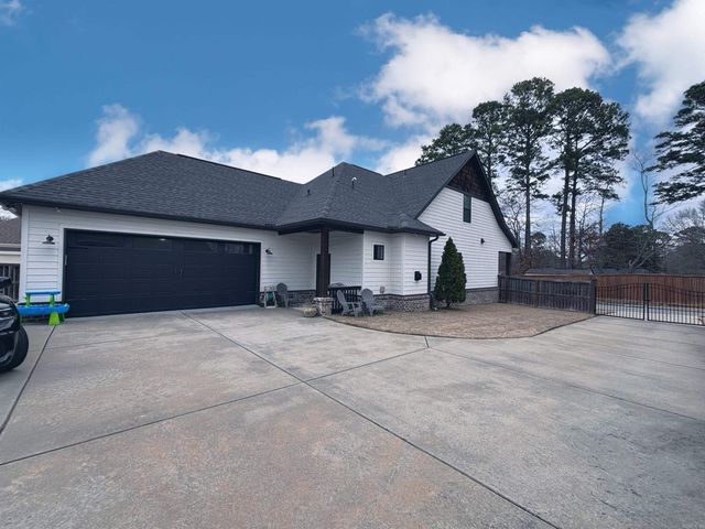 1109 White Sage Drive, Bryant, AR 72022