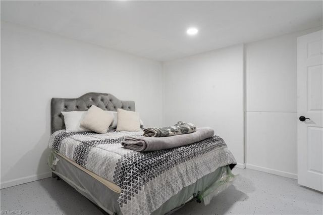 747 N Clodfelter Road, High Point, NC 27265