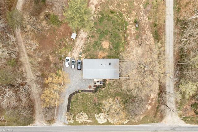 747 N Clodfelter Road, High Point, NC 27265