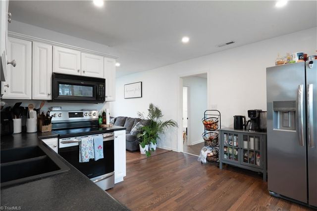 747 N Clodfelter Road, High Point, NC 27265